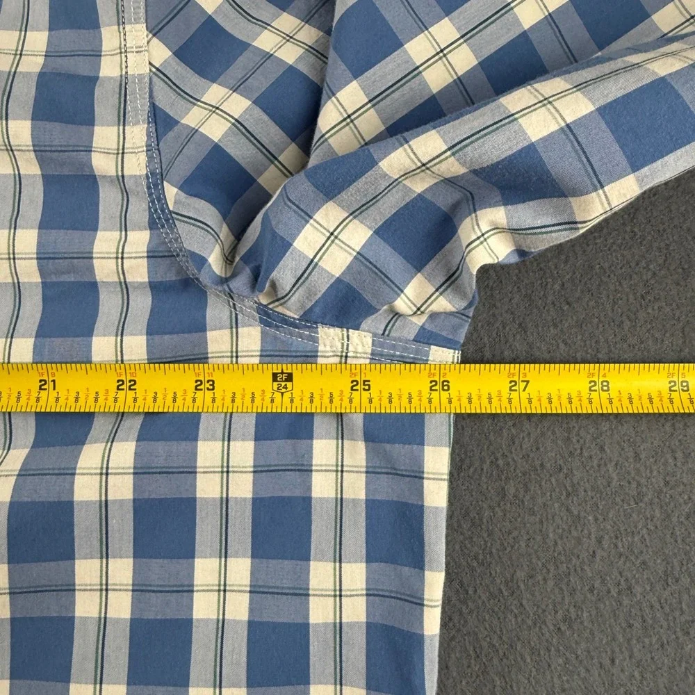 LL Bean Shirt Mens XL Blue Coolmax Wrinkle Res Plaid Oxford Slightly Fitted